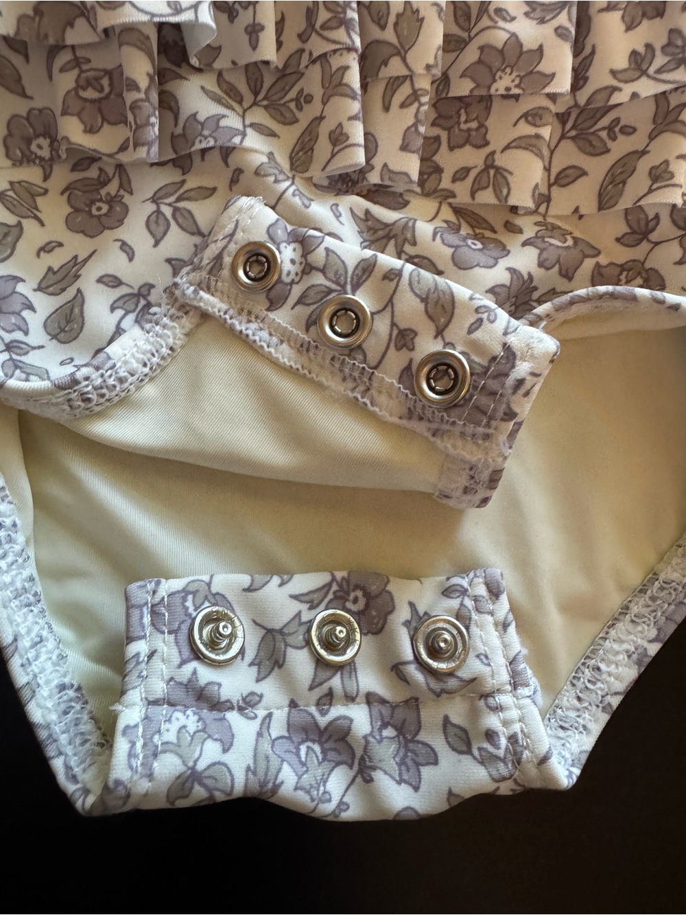 NWT Quincy Mae Ruffled One-Piece Swimsuit, French Garden print, 3-6M - Picture 5 of 5